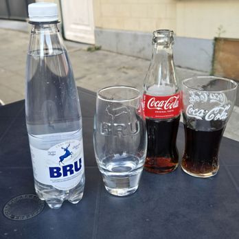Le Grand Duc - Matching glasses and bottles - Belgian Near Me - Woluwe-Saint-Pierre, BRU