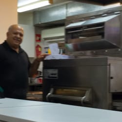 Knightsbridge Pizzaria - Warm welcome