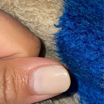 Bellaviva Nail Bar - more yellowing on my nail - Nail Salons Near Me - Aurora, Illinois