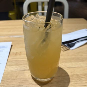 True Food Kitchen - Apple Lemonade - New American Near Me - San Diego, California True Food Kitchen - Apple Lemonade - New American Near Me - San Diego, California