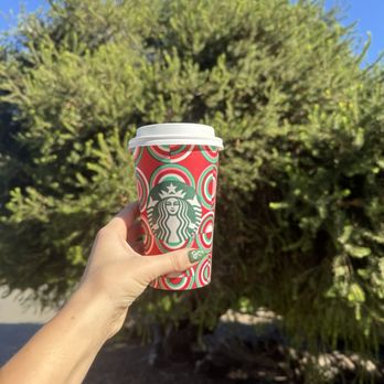 Starbucks - Matcha latte - Coffee & Tea Near Me - Los Angeles, California Starbucks - Matcha latte - Coffee & Tea Near Me - Los Angeles, California