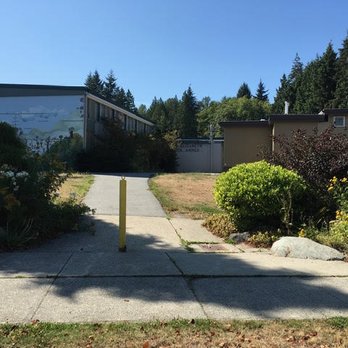 Queen Elizabeth School Annex - Front of the school. - Elementary Schools Near Me - Vancouver, British Columbia Queen Elizabeth School Annex - Front of the school. - Elementary Schools Near Me - Vancouver, British Columbia