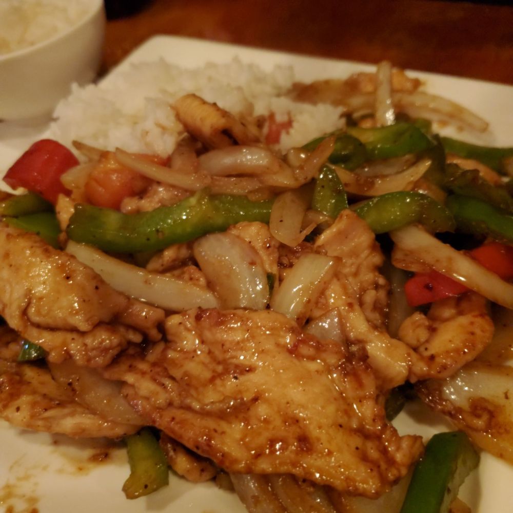 Galanga Thai - Volcano chicken - Thai Near Me - Bay Shore, New York