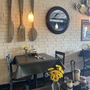 ANGELO’S ITALIAN RESTAURANT - Updated January 2026 - 81 Photos & 173 ...