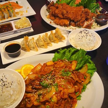Sushi Hook - Red dragon ROLL, chicken katsu, Gyoza & Buta Kimchi Rice - Sushi Bars Near Me - Sacramento, California Sushi Hook - Red dragon ROLL, chicken katsu, Gyoza & Buta Kimchi Rice - Sushi Bars Near Me - Sacramento, California