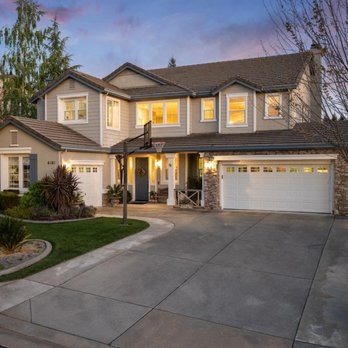 Danny Benedetto - Happy Buyers!! - Real Estate Agents Near Me