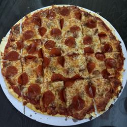 Waterworks Pizza & Tavern - Family sausage and pepperoni