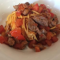 Il Mercato - Tomato Pasta with Beef