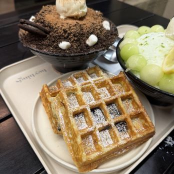 Heybings - Ube mochi waffle choco oreo large  Melon lime breeze large - Desserts Near Me - Costa Mesa, California