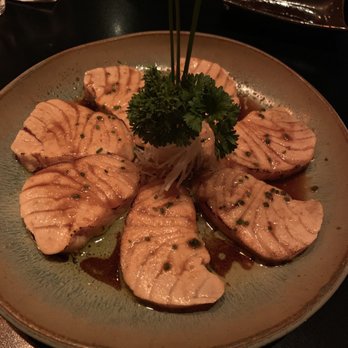 Ohka - Salmon - Japanese Near Me - São Paulo, SP