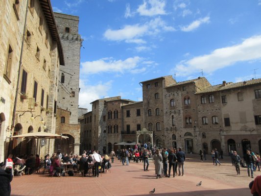 San Gimignano by null
