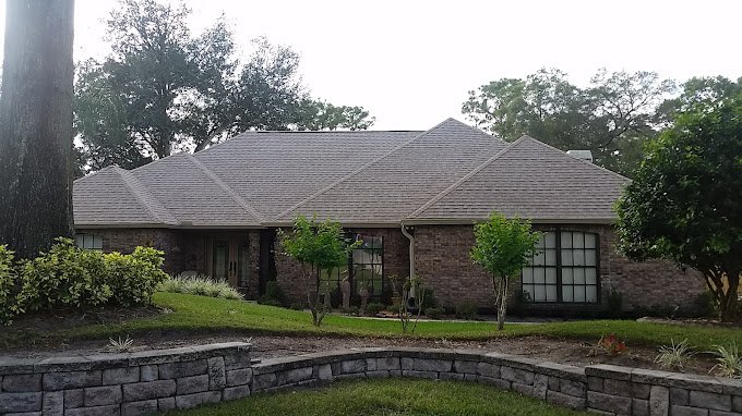 Slide of Duralast Roofing and Solar