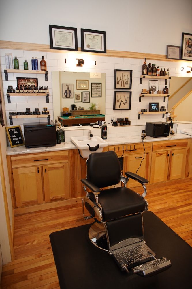 Tease Barbershop and Salon Logo