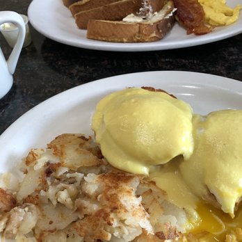 Moonlight Diner - Eggs Classic Benedict with Home Fries, and Super French Toast Combo Platter with scrambled eggs and bacon - Diners Near Me - Glenside, Pennsylvania