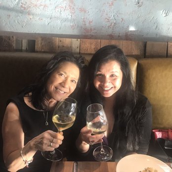 Manhattan Beach Post - Glass of Chardonnay and Sauvignon Blanc - New American Near Me - Manhattan Beach, California Manhattan Beach Post - Glass of Chardonnay and Sauvignon Blanc - New American Near Me - Manhattan Beach, California