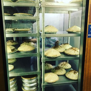 Blue Bonnet Cafe - Desserts Near Me - Marble Falls, Texas
