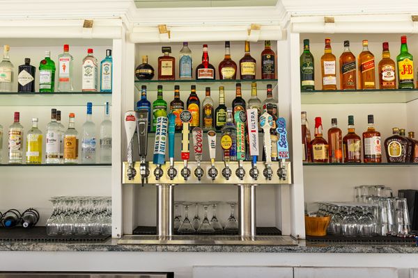 Avalon Links Restaurant by null