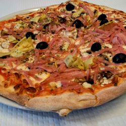 Pizzaria Pizzadela - This was an excellent pizza ... and thus dinner!