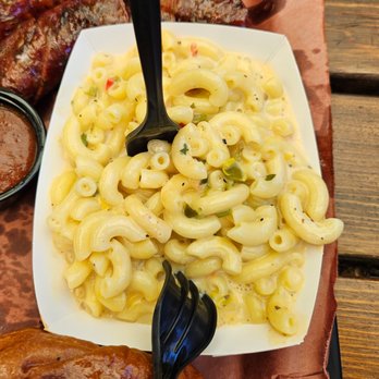 Matt's BBQ - Queso Mac N Cheese - Food Trucks Near Me - Portland, Oregon Matt's BBQ - Queso Mac N Cheese - Food Trucks Near Me - Portland, Oregon