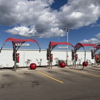 Tommy's Express® Car Wash - Non operable vacuums And not using power to turn that row on. Nobody tells you this - Auto Detailing Near Me - Sheboygan, Wisconsin Tommy's Express® Car Wash - Non operable vacuums And not using power to turn that row on. Nobody tells you this - Auto Detailing Near Me - Sheboygan, Wisconsin