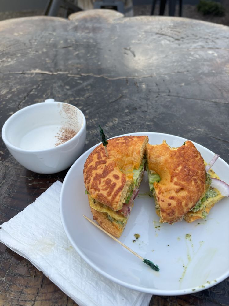 Badlands Artisan Distillery Logo