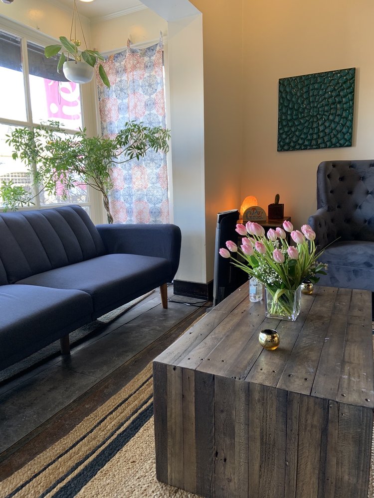 Evolve Wellness Spa, Pittsburgh Roadtrippers