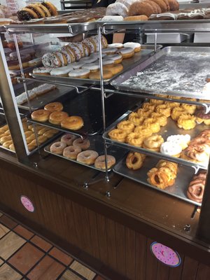 Puffy Cream Donuts Plus by null