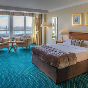 Grand Hotel - Executive bedroom - Hotels Near Me - Malahide, D Grand Hotel - Executive bedroom - Hotels Near Me - Malahide, D