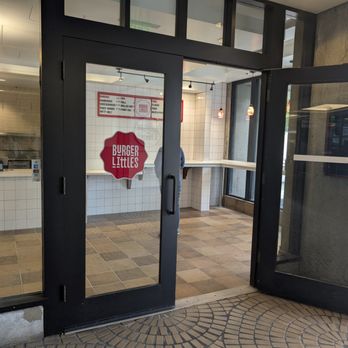 Burger Littles - Entrance, inside Embarcadero Center on the first floor - Burgers Near Me - San Francisco, California Burger Littles - Entrance, inside Embarcadero Center on the first floor - Burgers Near Me - San Francisco, California
