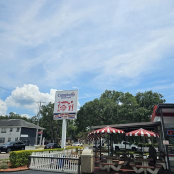 Campbell's Dairyland - OUTSIDE - Ice Cream & Frozen Yogurt Near Me - Brandon, Florida