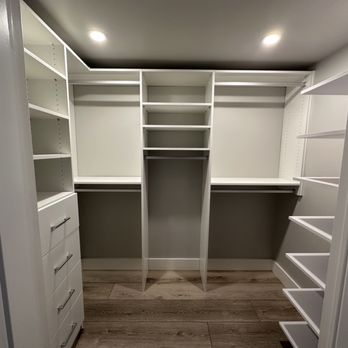 Closet Envy - New closet shelving and drawers - Carpenters Near Me - Waterdown, Ontario
