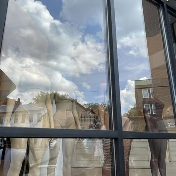 SKIMS - storefront - Women's Clothing Near Me - Washington, DC, District of Columbia