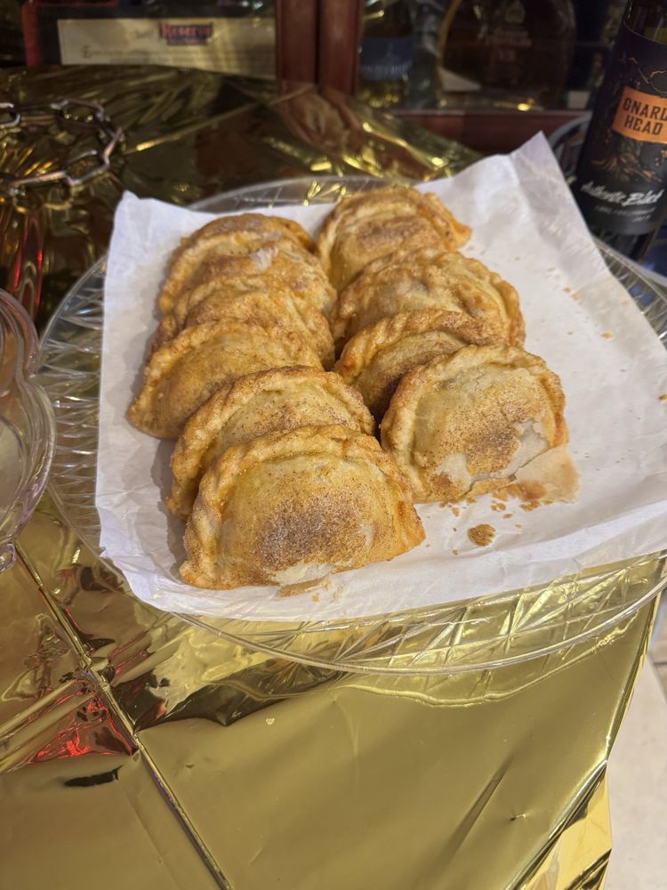 Eden’s Empanadas Logo