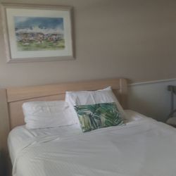 Sun'n Sand Motel - Was there any staff who made the bed? Were there fresh sheets?