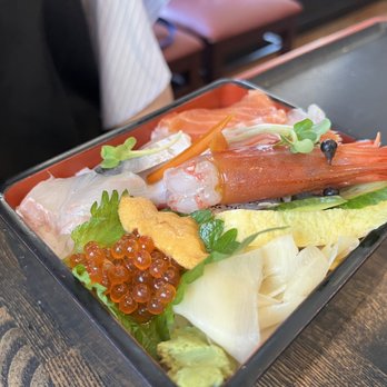 Sagami - Chirashi bowl - Sushi Bars Near Me - Irvine, California Sagami - Chirashi bowl - Sushi Bars Near Me - Irvine, California
