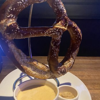 Yard House - New American Near Me - Meridian, Idaho