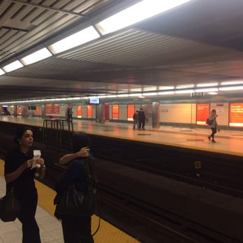 Bloor-Yonge Subway Station - Wide Bloor platform (line 1 divided for north and southbound trains) - Public Transportation Near Me - Toronto, Ontario