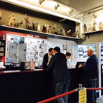 Movie Madness - Videos & Video Game Rental Near Me - Portland, Oregon