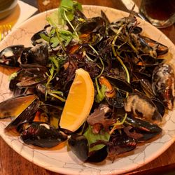 Brasserie On The Corner - Galway bay muscles