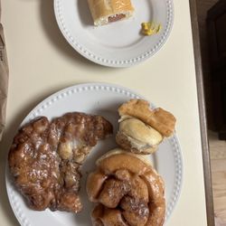 Daylight Donut Shop - Pine cone, Apple fritter and sausage roll