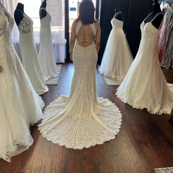 Glory Boutique - Weeding Dress 
Visiitanos tenemos muchos estilos - Accessories Near Me - Irving, Texas