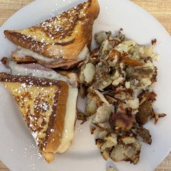 Flapjacks and More - Montecristo and home fries special