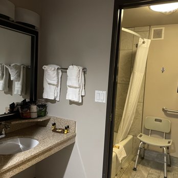 Best Western Plus Midwest Inn - Love when the bathroom is separated from the sink area! - Hotels Near Me - Omaha, Nebraska Best Western Plus Midwest Inn - Love when the bathroom is separated from the sink area! - Hotels Near Me - Omaha, Nebraska
