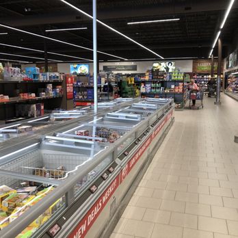 ALDI - Again Natick - clean. Organized. - Grocery Near Me - Geneva, Illinois