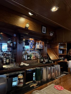 Irish Inn At Glen Echo by null