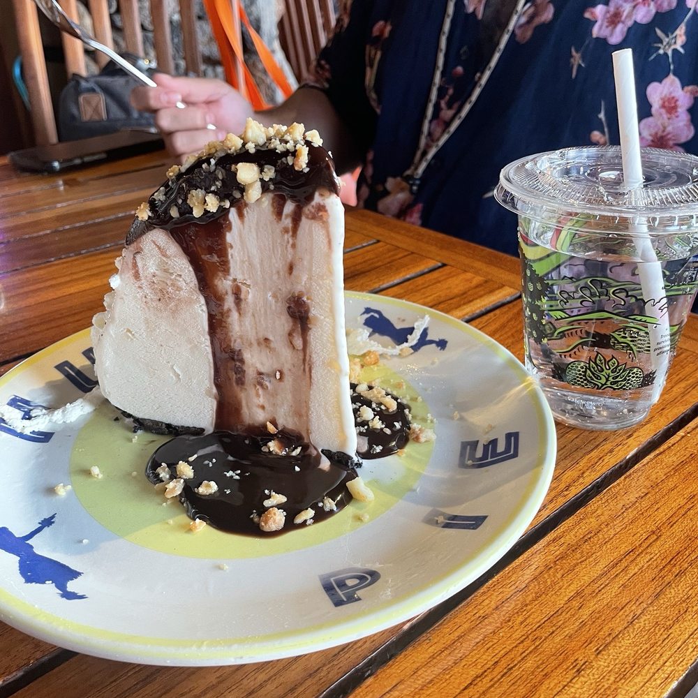 Duke's Beach House - Kimo's Original Hula Pie - Breakfast & Brunch Near Me - Lahaina, Hawaii Duke's Beach House - Kimo's Original Hula Pie - Breakfast & Brunch Near Me - Lahaina, Hawaii