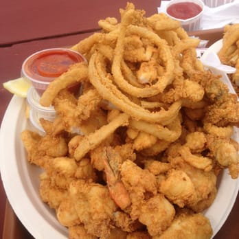 George's Surf N Turf - The seafood platter - Seafood Near Me - Mendon, Massachusetts