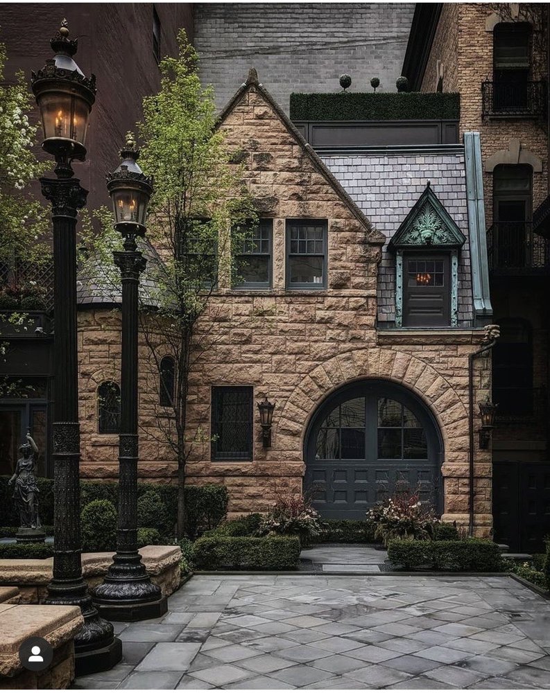 RANSOM CABLE HOUSE 25 E Erie St, Chicago, IL Yelp