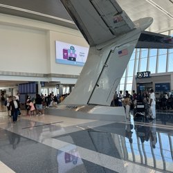 Concourse A - Charlotte Douglas International Airport - CLT - Design