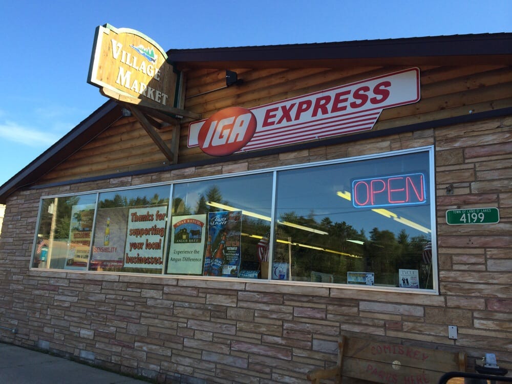 Land O Lakes Village Market, Wisconsin Roadtrippers